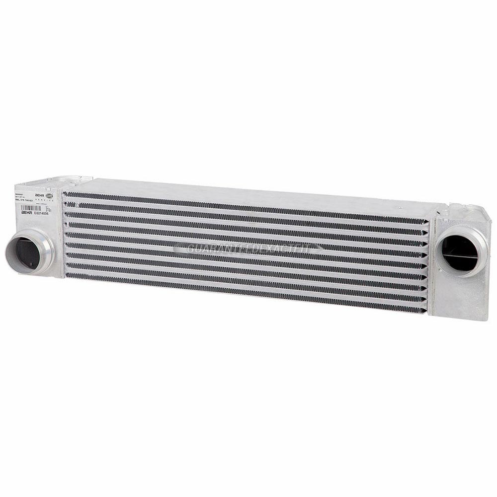 BMW 528                            IntercoolerIntercooler